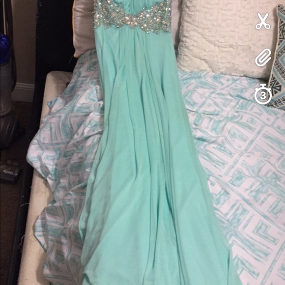 Prom Dress - Picture 2 of 3
